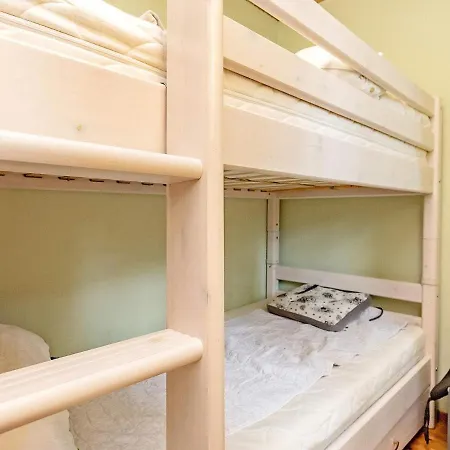 Two-bedroom Holiday In 1 Prázdninový dům *